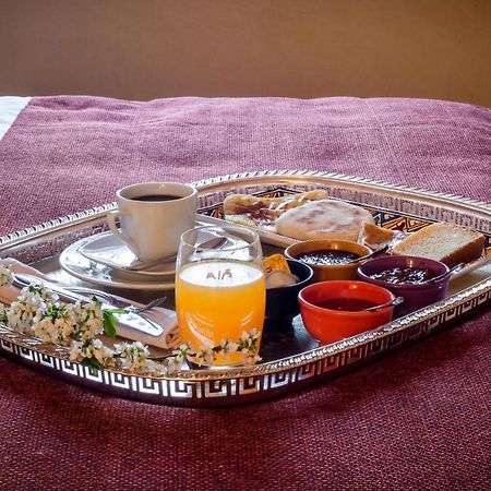 Riad Sougtani Tazrou Buitenkant foto