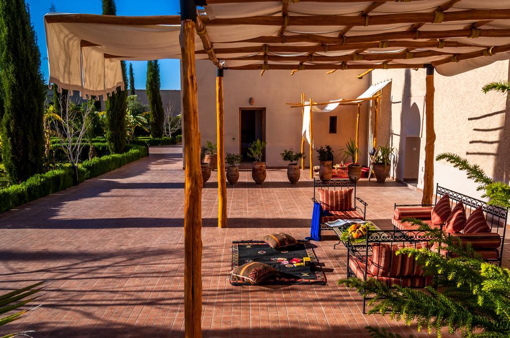 Riad Sougtani Tazrou Buitenkant foto