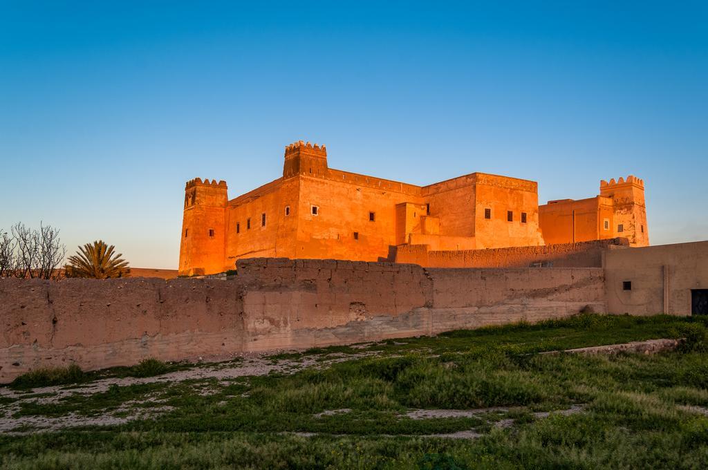 Riad Sougtani Tazrou Buitenkant foto